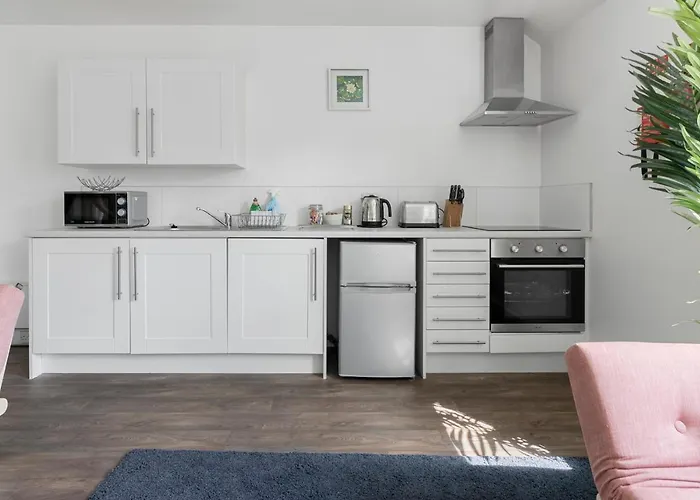 Exeter City Centre Apartments Ashton Apartment